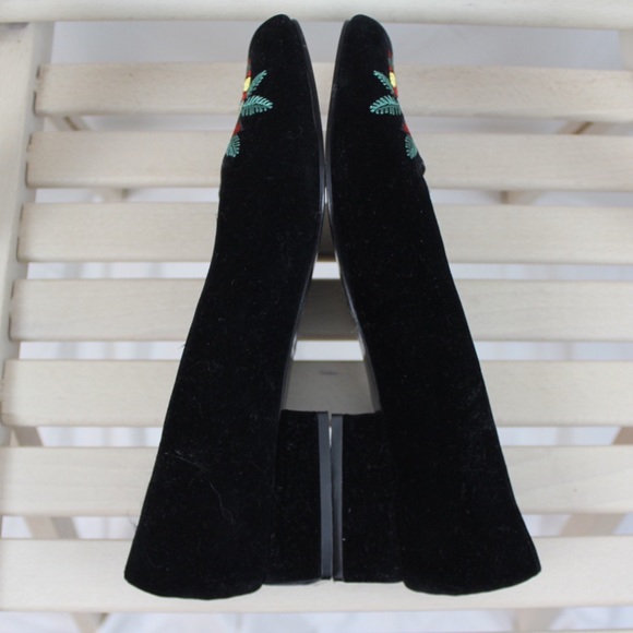 Christmas Velvet Embroidered Shoes by Nina Sz 7.5 - Picture 6 of 8